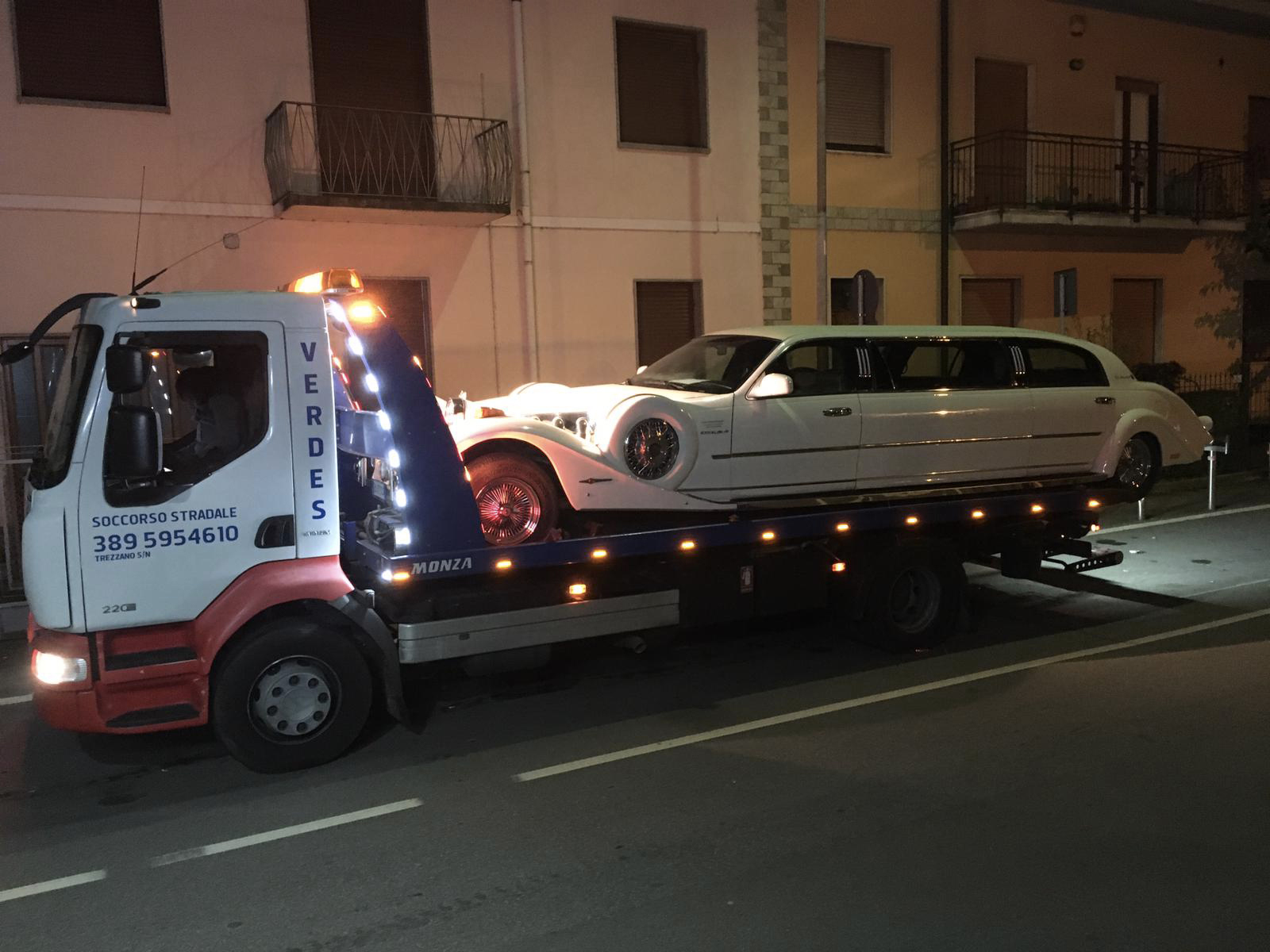 soccorso stradale intervento notturno 24h su 24 rosate